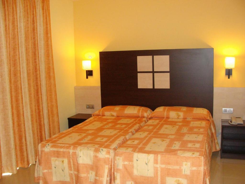 Hotel Ciutadella Roses Room photo